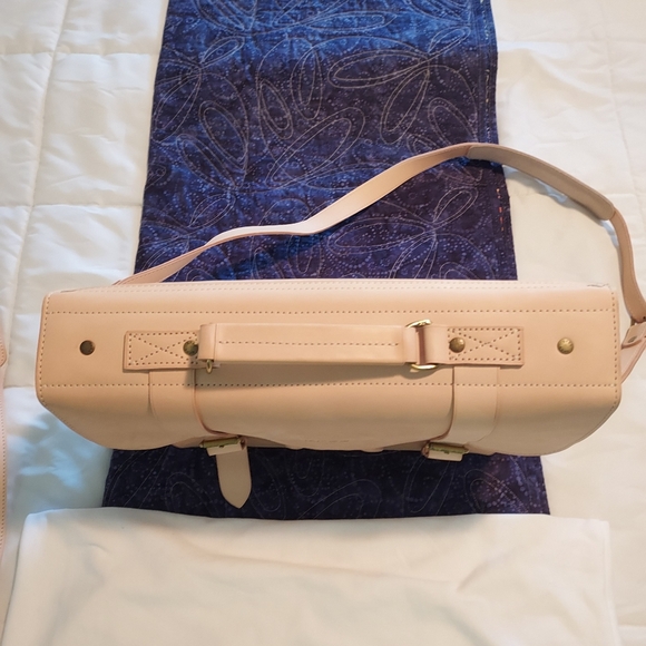 NEW rare vintage BREE satchel in natural leather, w/ backpack straps and dustbag - Picture 8 of 10
